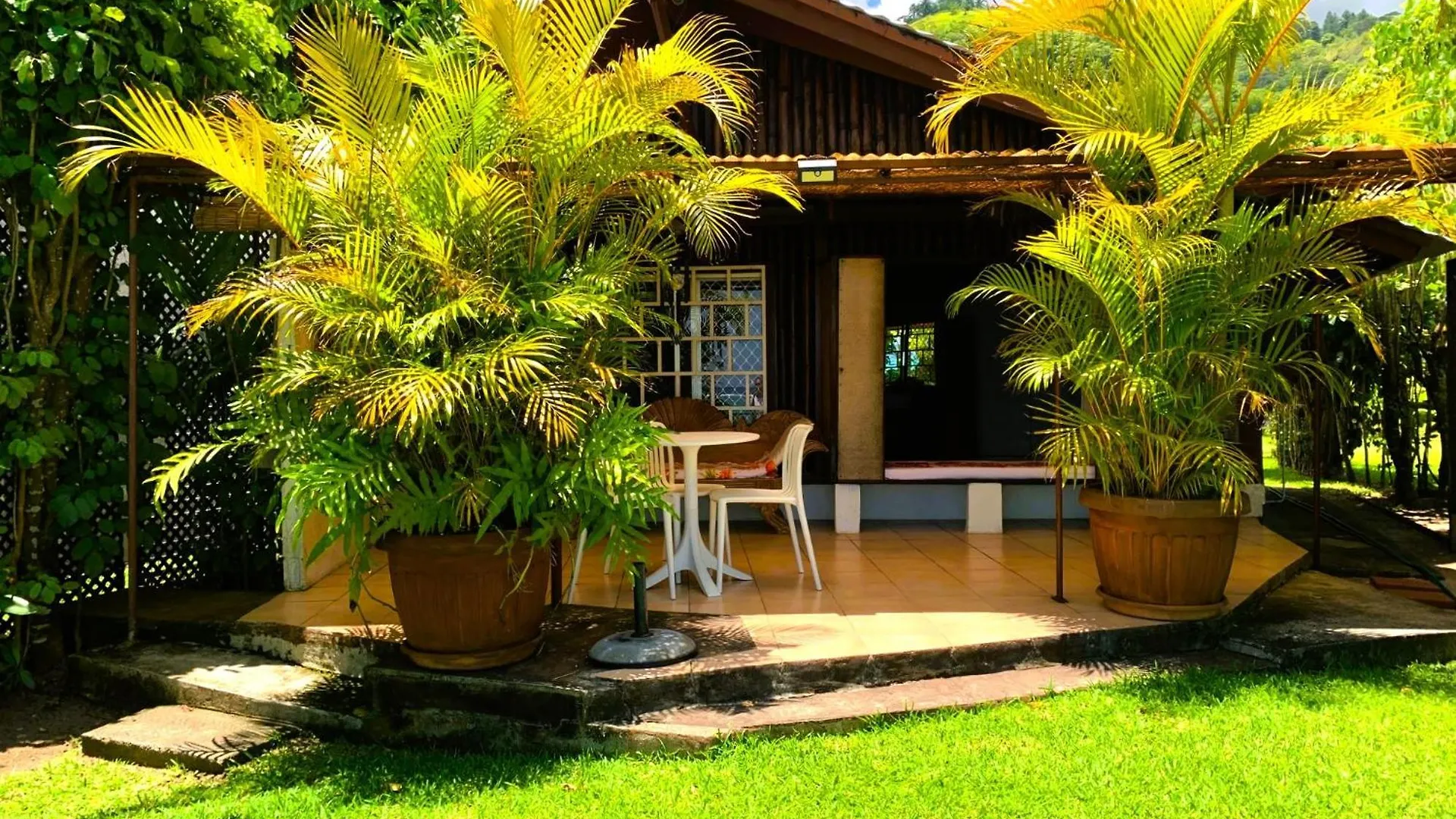 Holiday home Tahiti - Vaiava Beach Cottage Punaauia  French Polynesia