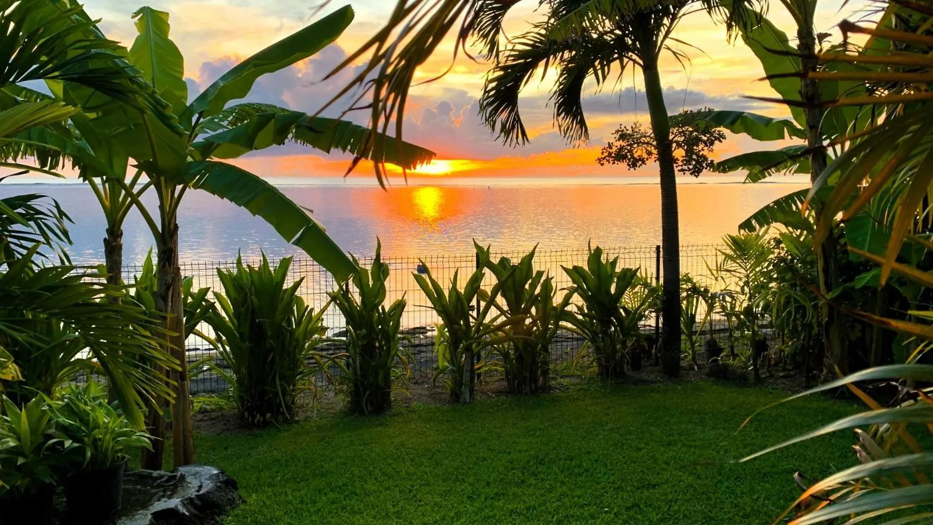 Holiday home Tahiti - Vaiava Beach Cottage Punaauia